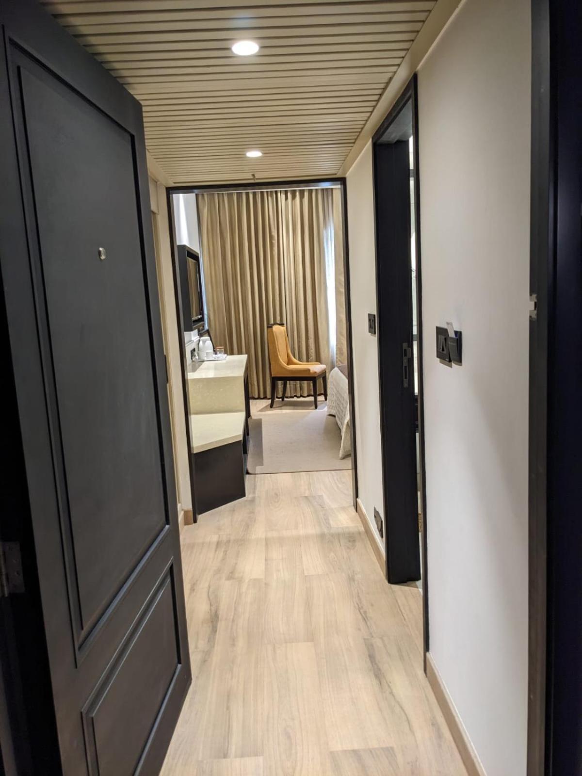 Peerless Hotel Calcutta Extérieur photo