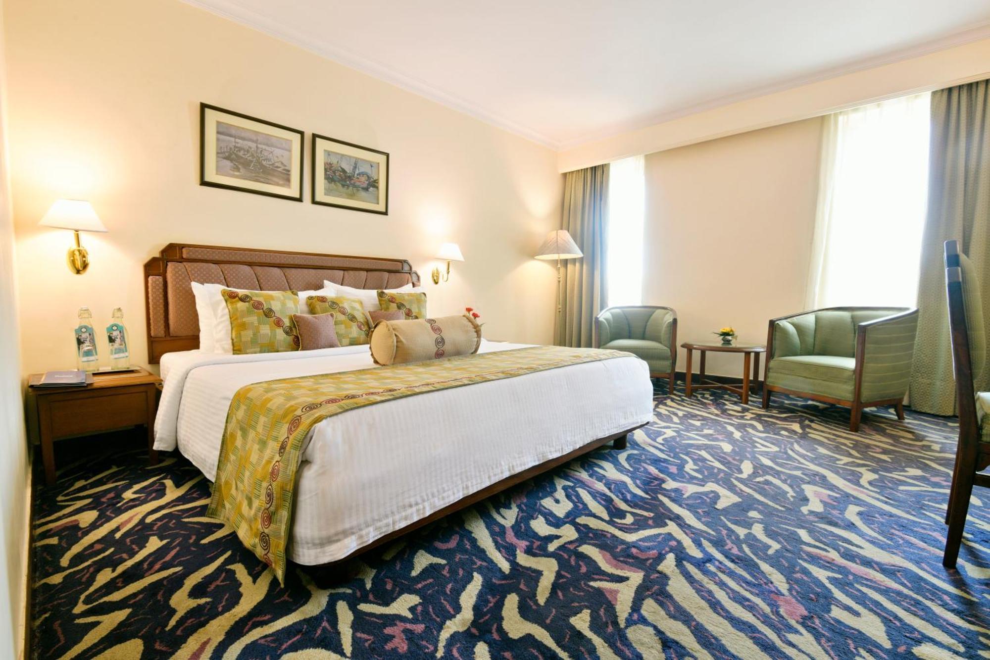 Peerless Hotel Calcutta Extérieur photo