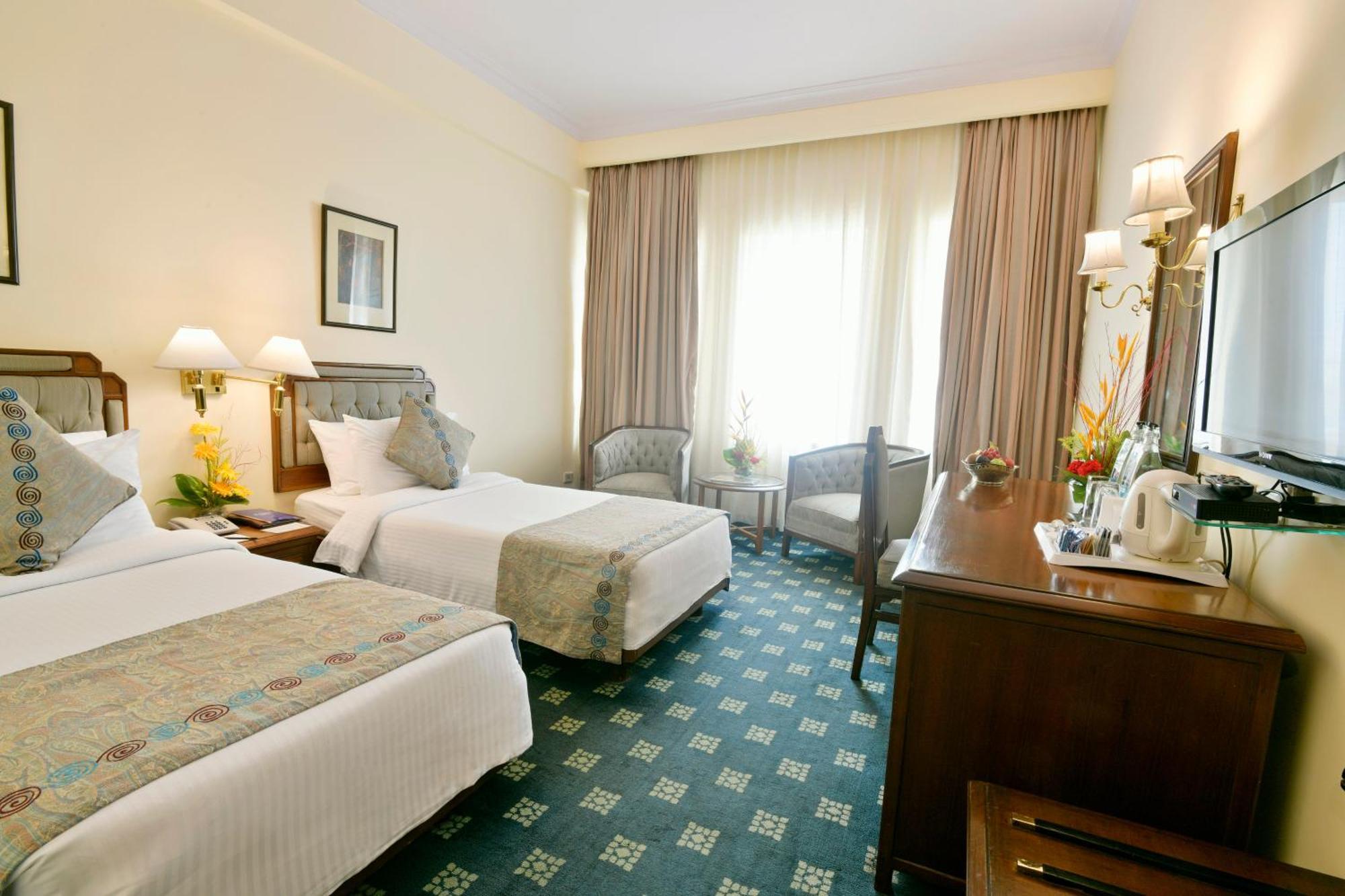 Peerless Hotel Calcutta Extérieur photo