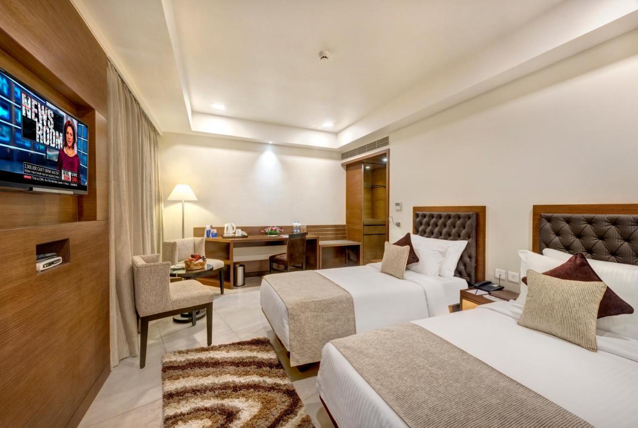 Peerless Hotel Calcutta Extérieur photo